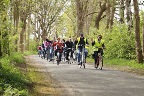 Anradeln im Emsland am 29. April 2018 in Ahmsen – Radgruppe unterwegs zum Anradelfest 